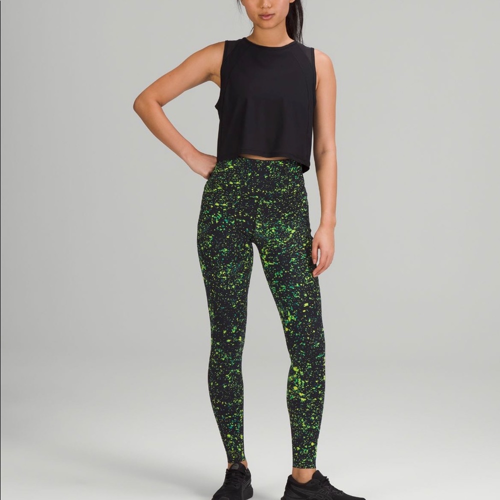 Lululemon Base-pace tight sz 4 like new